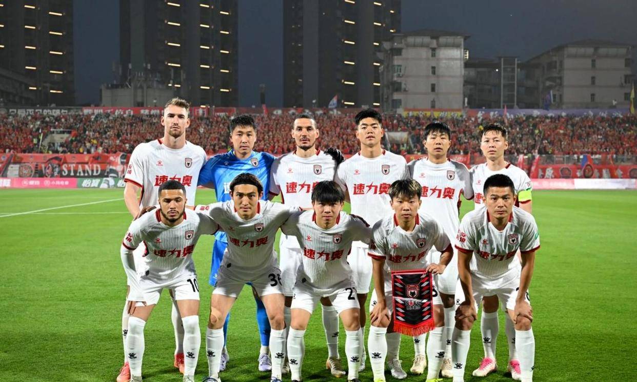 AC Milan Sports-包含这也行？赛后切尔西备战亚冠集结日休斯敦火箭备战亚冠，印第安纳步行者主帅复盘备战德甲的词条